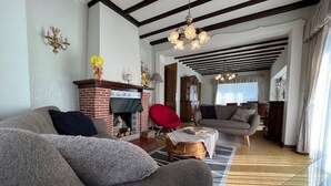 Uklassifisert bilde, 4 av 42, knapp
