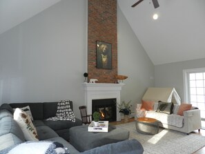 Smart TV, fireplace, video games - Southern Vermont Retreat w/ Hot Tub, Fire Pit, & Bunk Room (Windham)