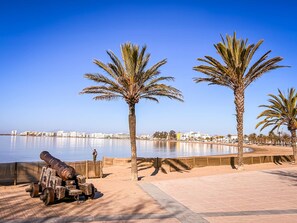 Apartment | Beach - Apartment in Roses by the Waterfront (Roses)