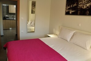 1 chambre, fer et planche à repasser, Wi-Fi, draps fournis