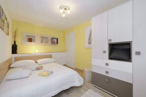 1 Schlafzimmer, Bügeleisen/Bügelbrett, WLAN, Bettwäsche