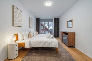 2 bedrooms, WiFi, bed sheets