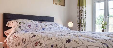 3 habitaciones, wifi gratis y ropa de cama