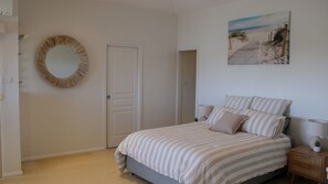 3 bedrooms, free WiFi - Sunsets On May Street (Crescent Head)