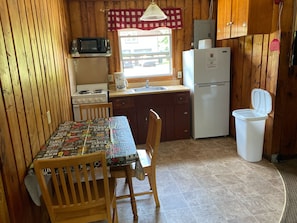 3 Bedroom Log Cabin | Private kitchen