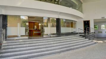 House | Reception