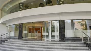 House | Reception