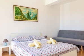 Maison, vue mer | 3 chambres, coffres-forts dans les chambres, bureau