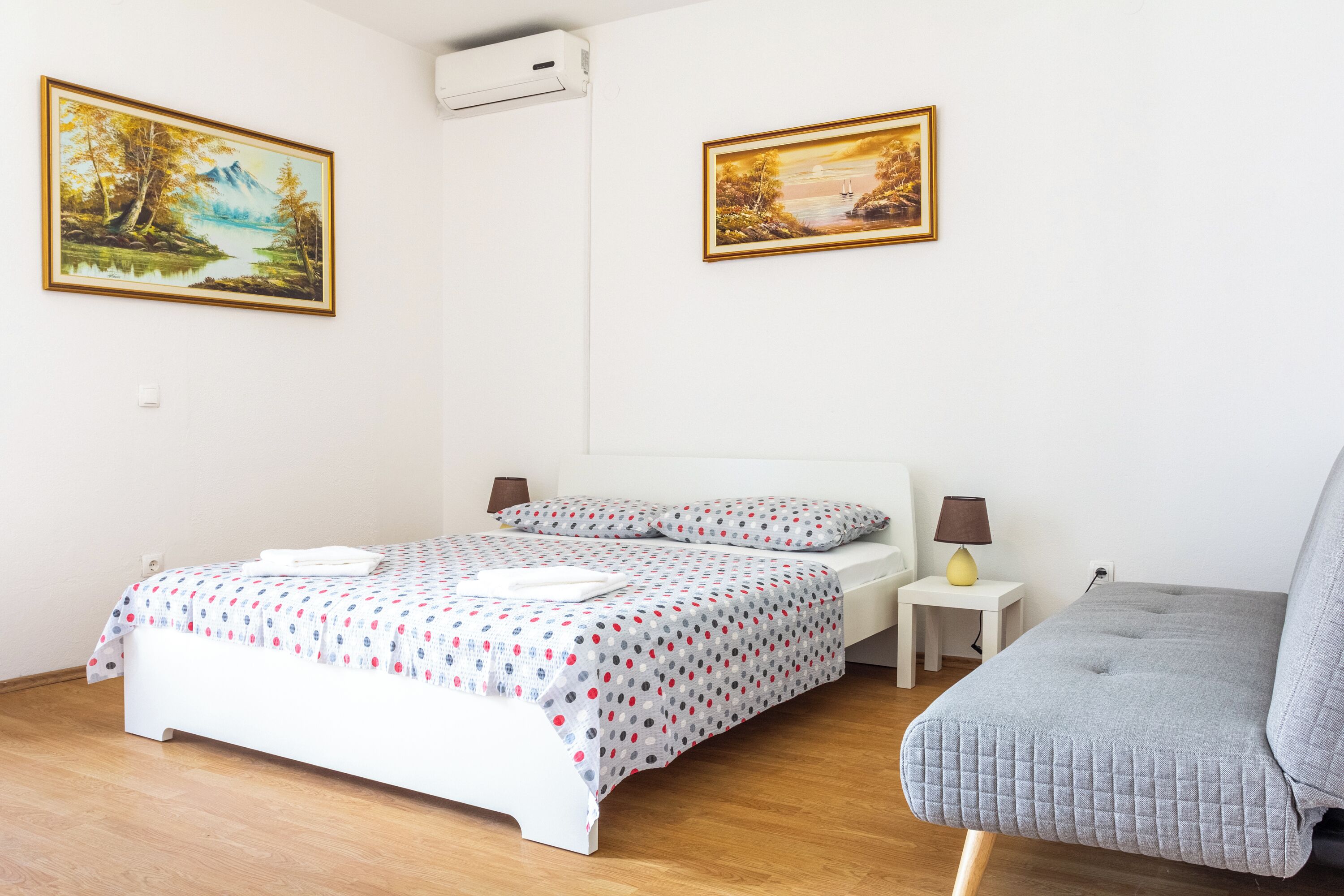 Stone house Dragan in the very center Hvar & Dalmatian Islands interior view 8