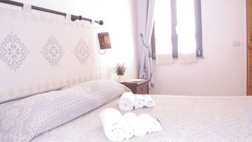 2 chambres, lit parapluie, Wi-Fi gratuit, draps fournis
