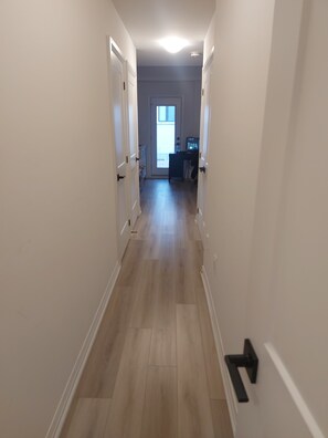 Interior - Convenient room for a peaceful stay in Paris (Brant)