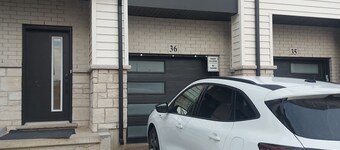 Convenient room for a peaceful stay in Paris