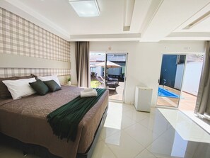 Villa - Casa com piscina 5 suites 1 quarto e AC (Foz do Iguaçu)