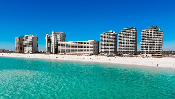 Beach nearby - Beach Front 3 Bedroom 3 Bath Condo with 3 King Beds (Navarre)