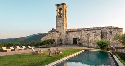 VILLA SOVRANA - Ten Bedroom Villa, Sleeps 20