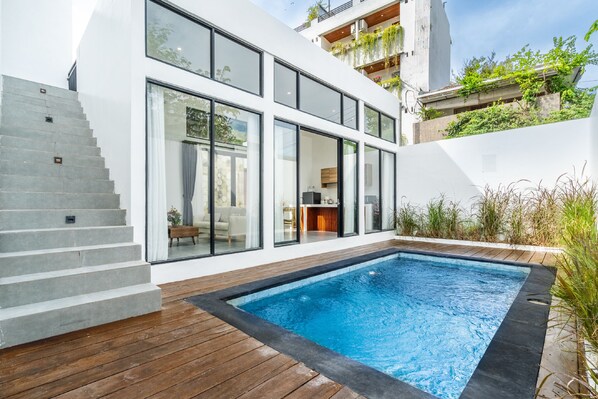 Sun deck -  Light Way Villa in Canggu (Canggu)