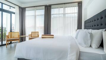 2 bedrooms, in-room safe, desk, laptop workspace