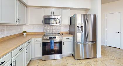 Spectacular home with private pool & pool chiller, grill, loft w/ games