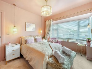 2 chambres, Wi-Fi gratuit, draps fournis