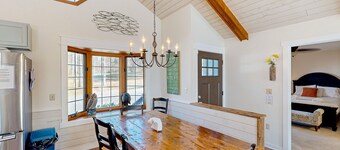 Spacious house with water view, kayaks, foosball table, deck, firepit