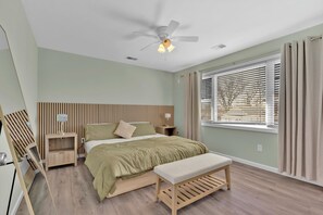 3 makuuhuonetta, silitysrauta/-lauta, ilmainen Wi-Fi, vuodevaatteet