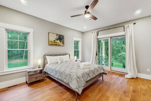 2 habitaciones, acceso a internet y ropa de cama