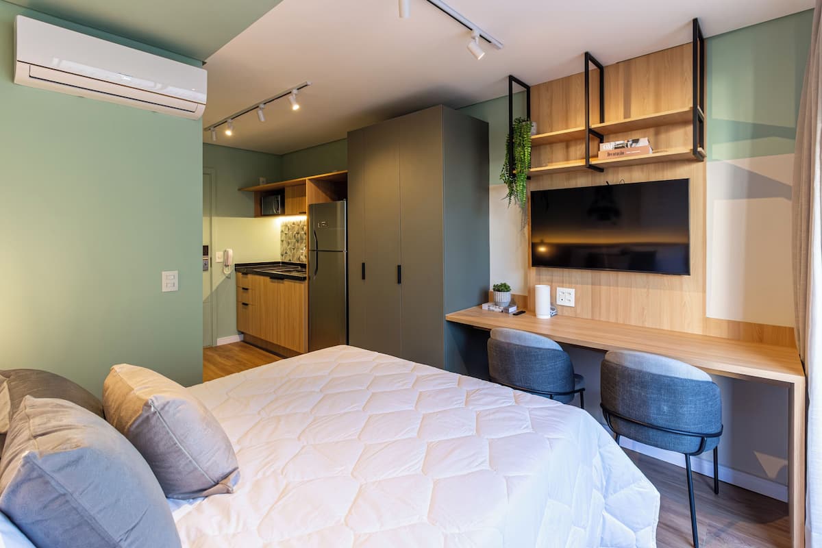 Standard Studio (605397)