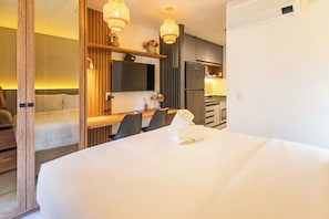 Standard Studio (582996) | Desk, laptop workspace, free WiFi - 360 Horizon Paraíso (Sao Paulo)