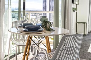 Dining - Cozy Standard Studio Unit at Legends - Q Stay (Surfers Paradise)