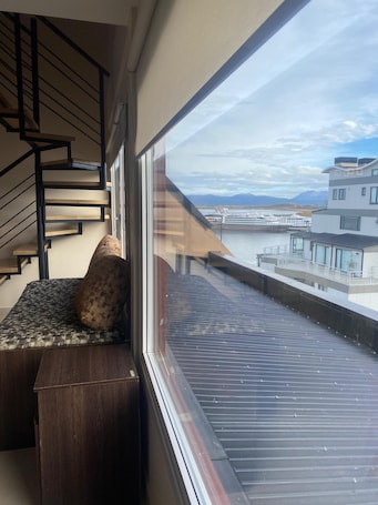 Superior Apartment, Sea View (AA5) | Living area