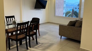 Ảnh chưa phân loại, 5 trong số 159 ảnh, nút