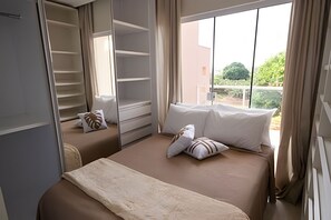 Eenvoudige villa | 3 slaapkamers, verduisterende gordijnen, een strijkplank/strijkijzer