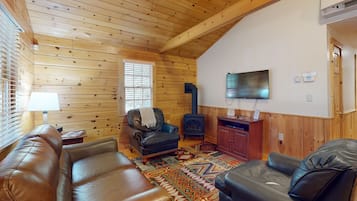 TV, fireplace, DVD player, table tennis