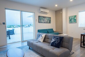 Smart-tv, stereoanlæg