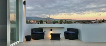 Stylish apartment with Private Terrace