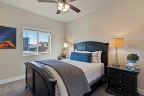 4 bedrooms, WiFi, bed sheets