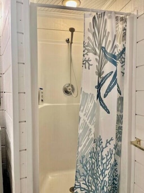 Hair dryer, towels, toilet paper