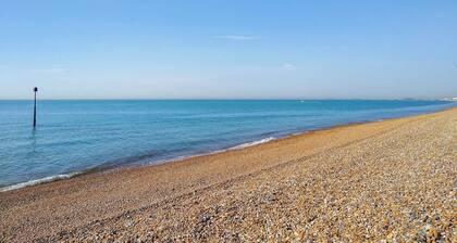 3 bedroom accommodation in Hythe