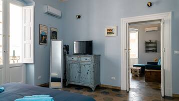 1 slaapkamer, een bureau, wifi, beddengoed