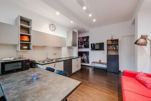 Unclassified image, 3 of 34, button - Casa Peschiera by Rentbeat (Torino)