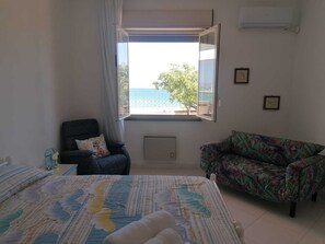 4 chambres, lit parapluie, Wi-Fi gratuit, draps fournis