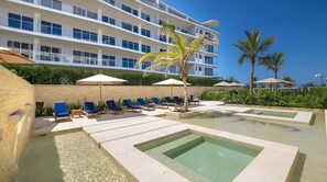 Unclassified image, 4 of 39, button - Morros IO by ID (Cartagena)