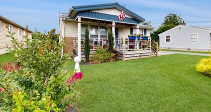 Town of Rehoboth Beach dog friendly home near the beach with Gym and Grill