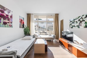 2 slaapkamers, een strijkplank/strijkijzer, wifi, beddengoed