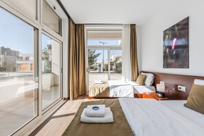 1 多间卧室、熨斗/熨衣板、WiFi、床单