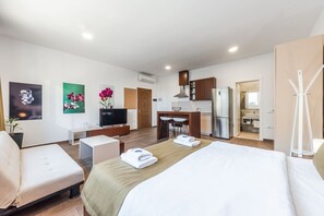 1 chambre, fer et planche à repasser, Wi-Fi, draps fournis