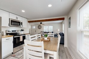 Fridge, microwave, oven, stovetop - Charming duplex with patio, W/D, central AC & steps to beach (Murrells Inlet)