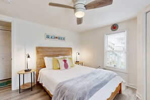 2 bedrooms, iron/ironing board, internet, bed sheets