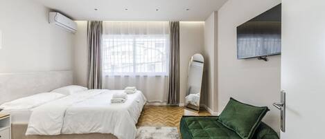 1 bedroom, iron/ironing board, WiFi, bed sheets