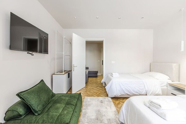 1 bedroom, iron/ironing board, WiFi, bed sheets